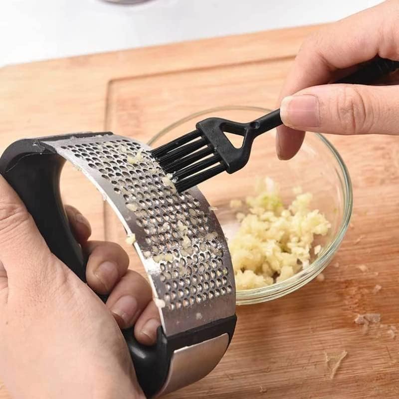 Stainless Steel Garlic Press Crusher – Manual Garlic Mincer Kitchen Tool